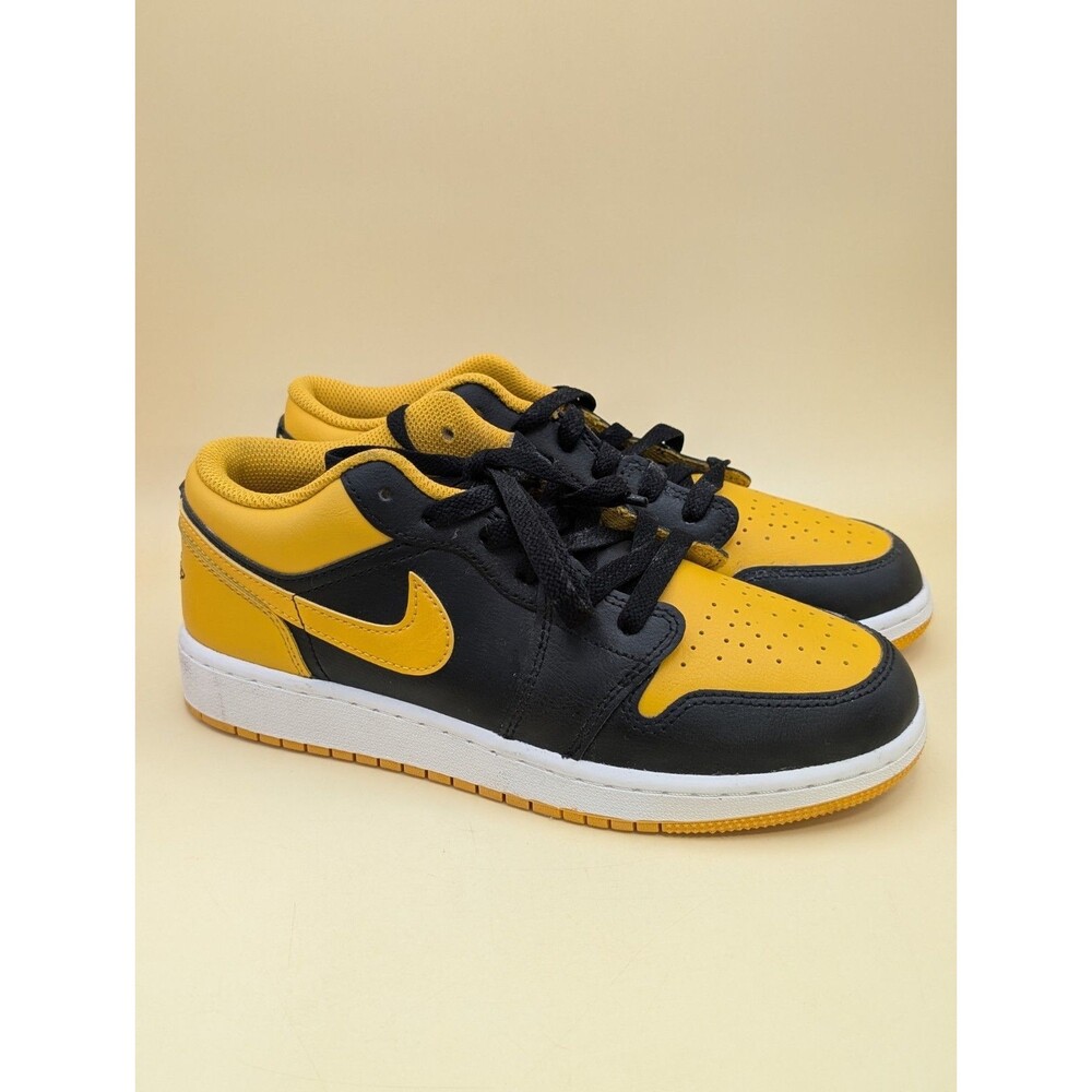 Nike Air Jordan 1 Low GS Yellow Ochre Black White 553560-072 Size 6Y